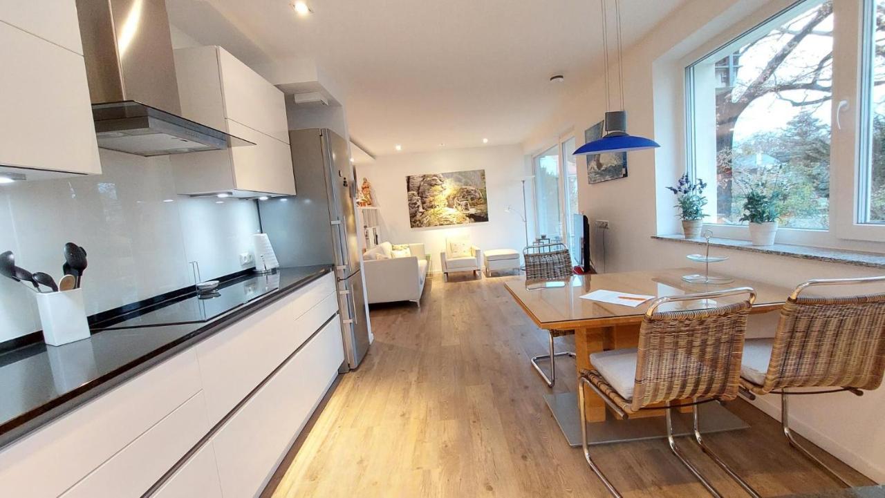 Stilvolle In Elbnaehe Mit Balkon, Parkplatz